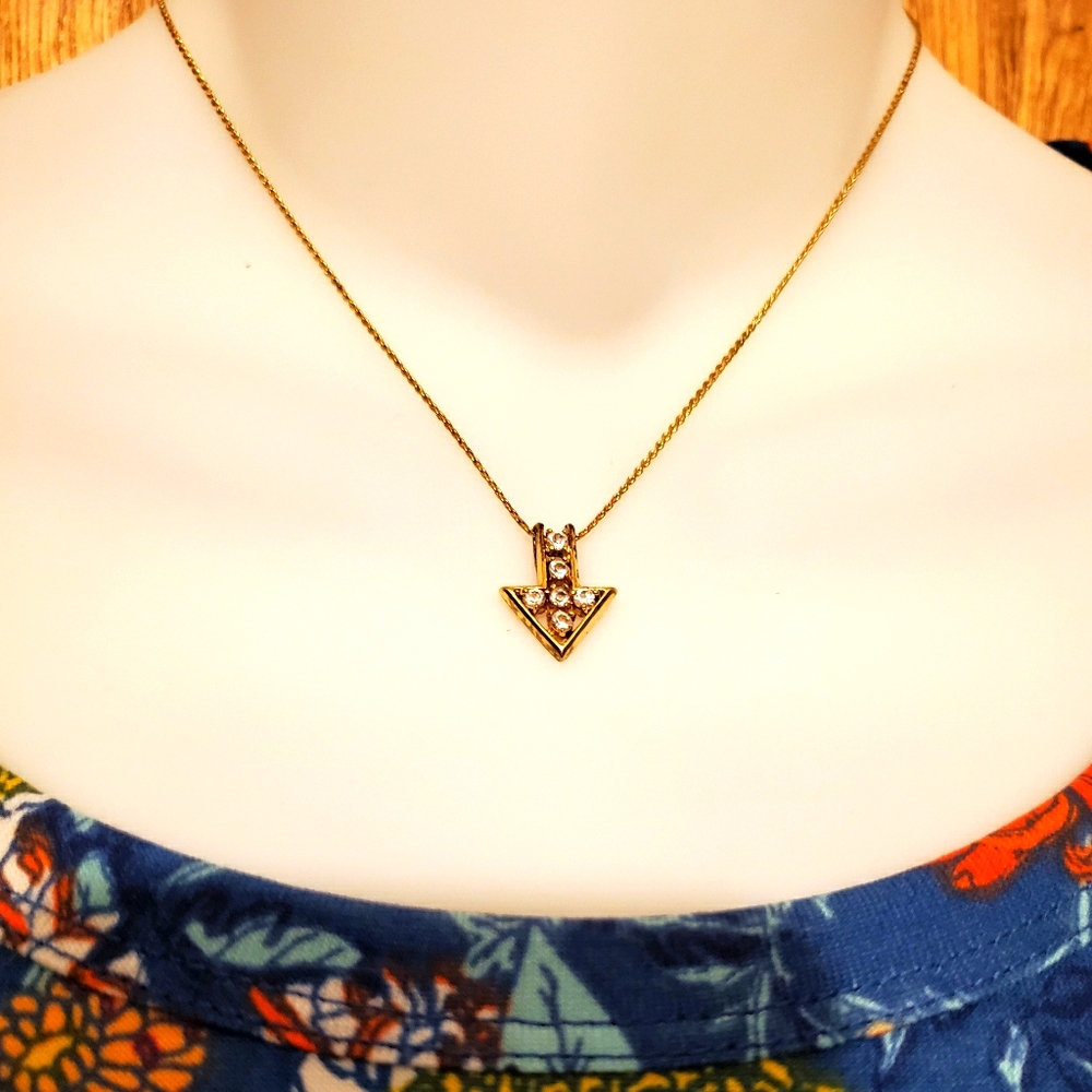 Cute Arrow necklace with Earrings set